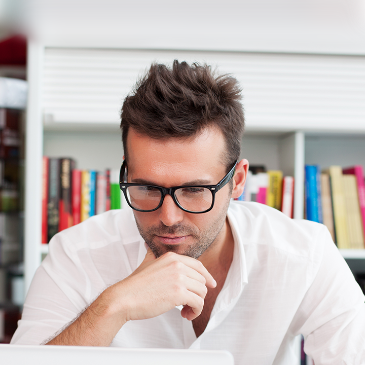 Менеджер по продажам